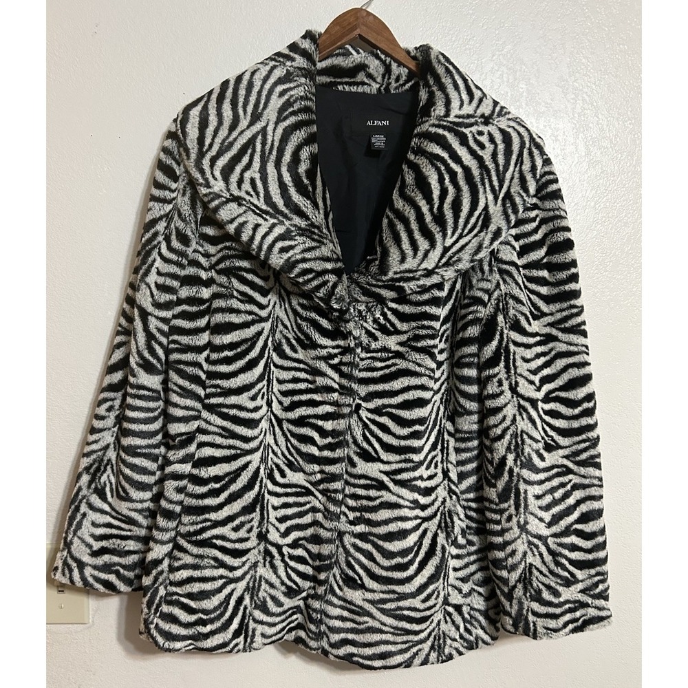 Alfani Animal Print Faux Fur Coat Size L Luxury Soft